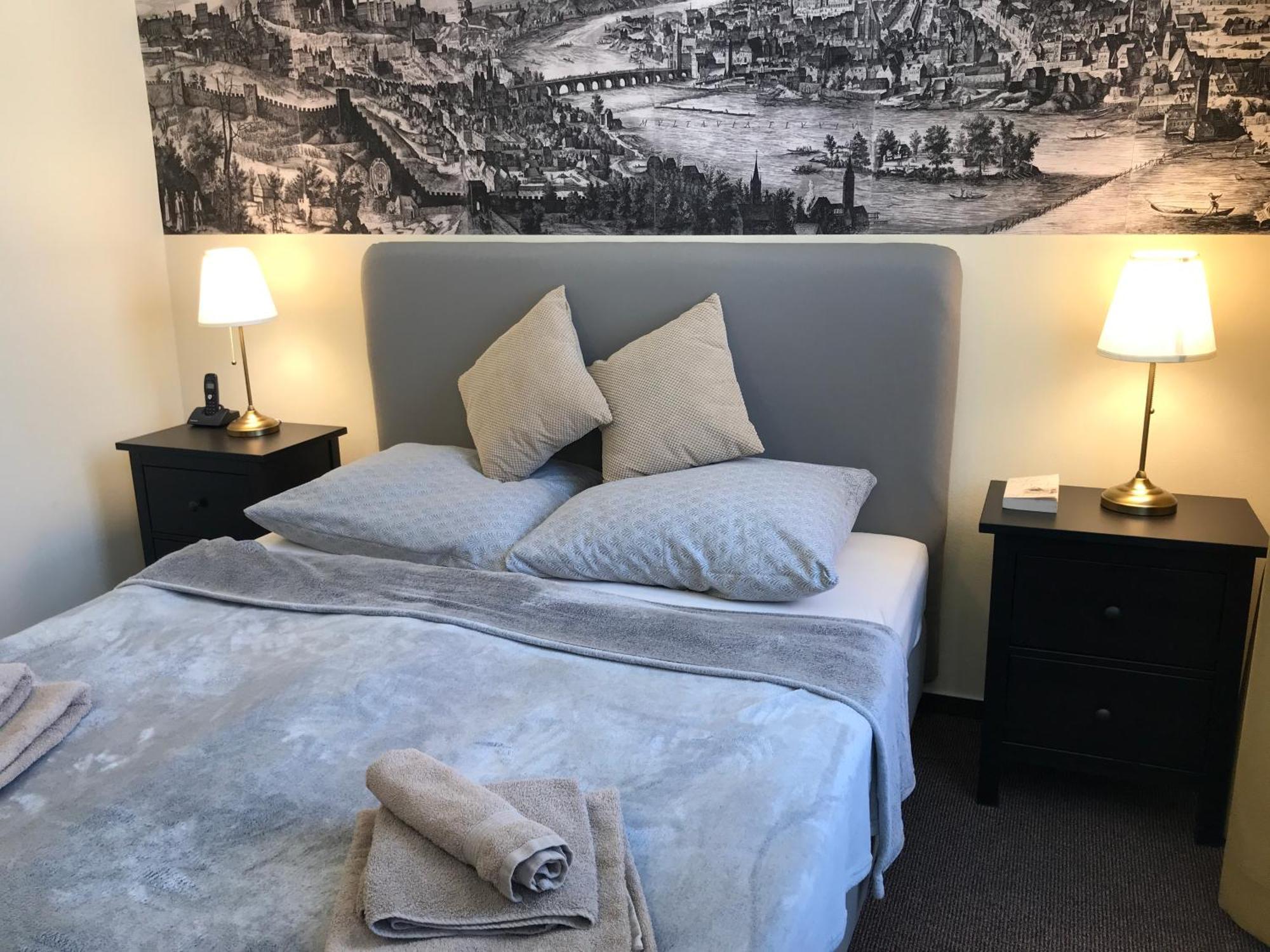 Light Rooms Prag Zimmer foto